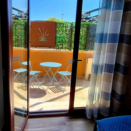 Casa Nefeli Guest house